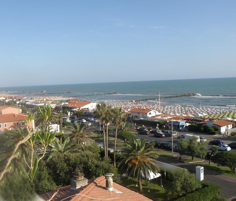 Marina di Massa © Futuro Internet srl